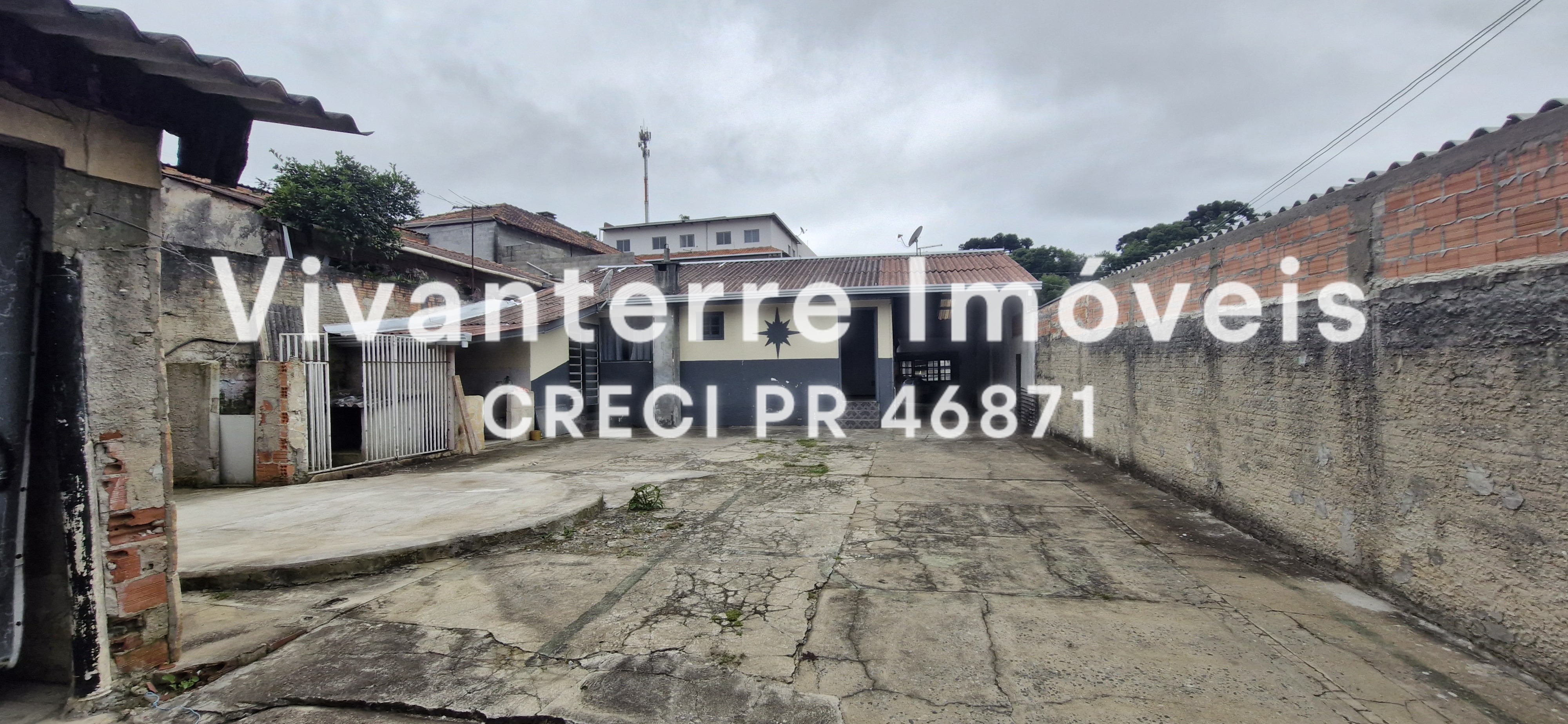 Excelente Casa Residencial no Cachoeira em Almirante Tamandaré