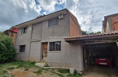 Excelente Sobrado à venda  no Bairro Planta Almirante