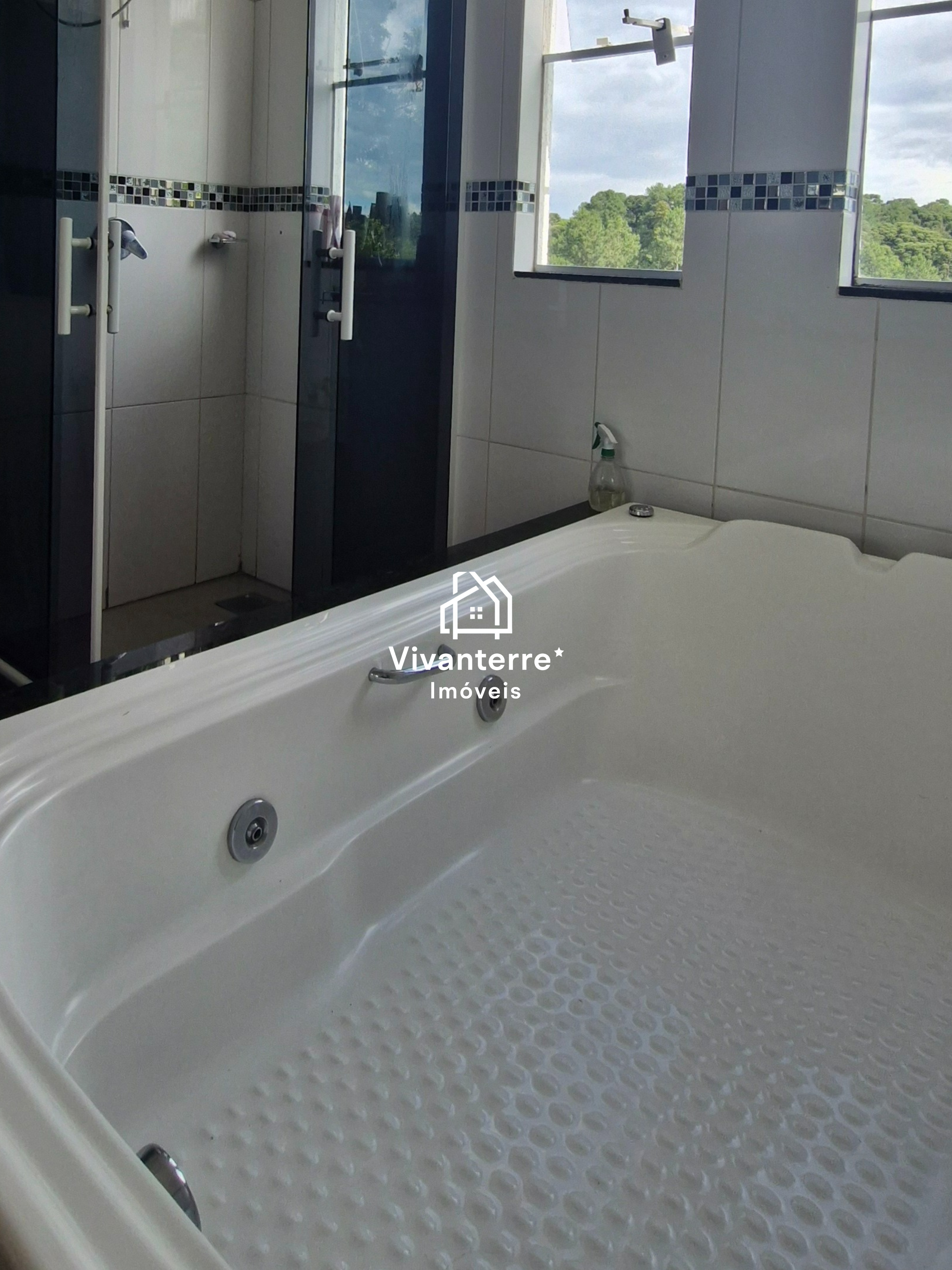 Triplex à Venda em Almirante Tamandaré-PR