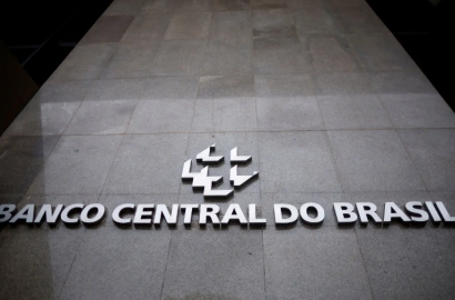 Relatório Focus 2026: Inflação sobe, juros permanecem altos e impacto no mercado imobiliário preocupa