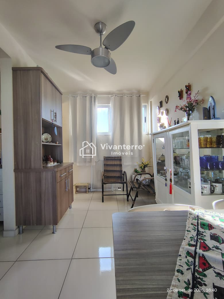 Apartamento à Venda no Litoral em Caiobá-Matinhos