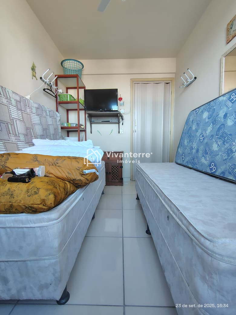 Apartamento à Venda no Litoral em Caiobá-Matinhos