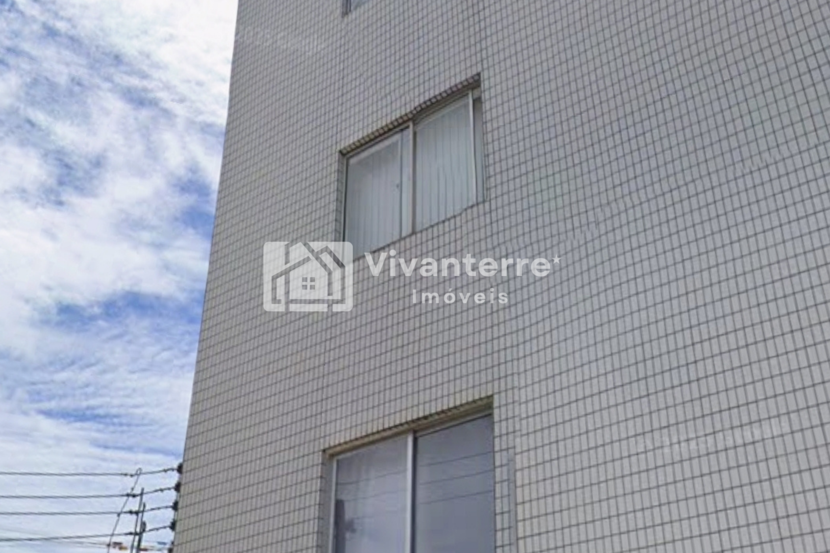 Apartamento à Venda no Litoral em Caiobá-Matinhos